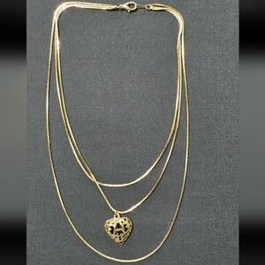 Estate - Gold Tone - Vintage Layer Heart Pendant Necklace - Item 409